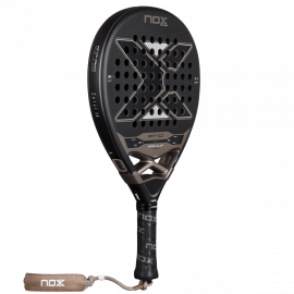 PALA NOX AT10 PRO CUP HARD 2026